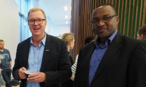 Dekan Bjørn Gustafsson og Professor David Urassa fra Muhimbili University of Health and Allied Sciences i Tanzania 
